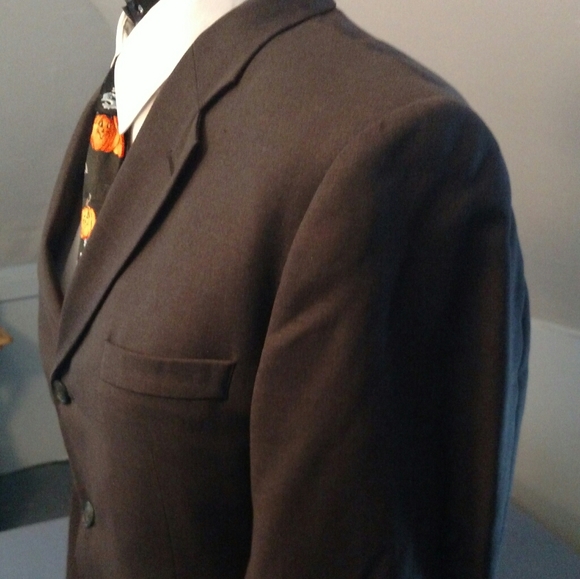 Men's suit - Picture 2 of 8